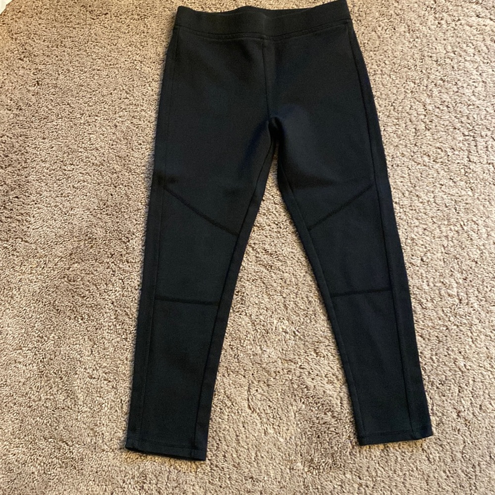 Black leggings